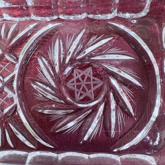 American Cut, Eleanor Butter Dish w/Handles Cut Pinwheel and Fan Blown Glass VTG - Picture 4 of 16